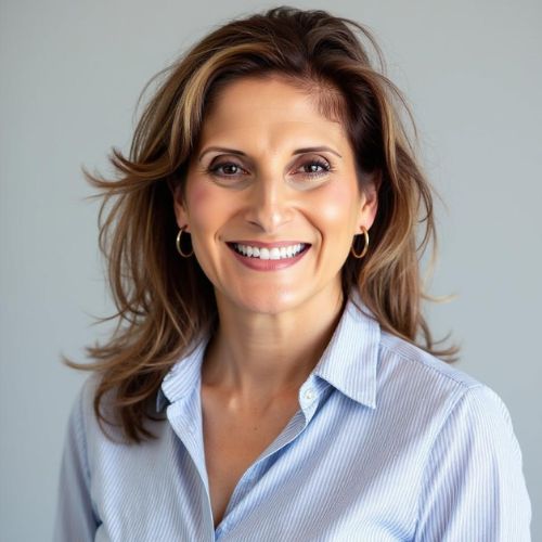 Elena Patrice founder Social Status Inc contractor marketing agency Front Royal Virginia